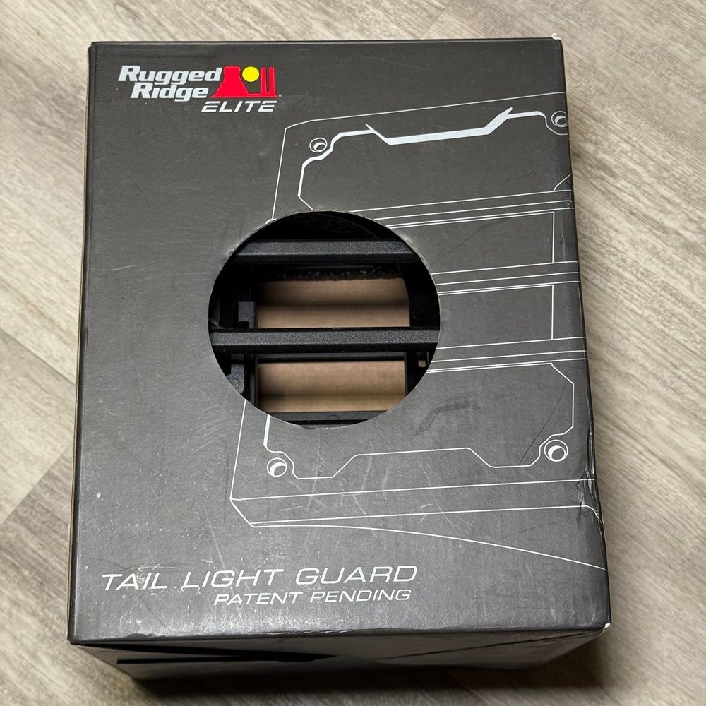 Rugged Ridge Elite Guard‎ Kit, Tail Light, Black | 11226.05 Fits 2007-2018 Jeep